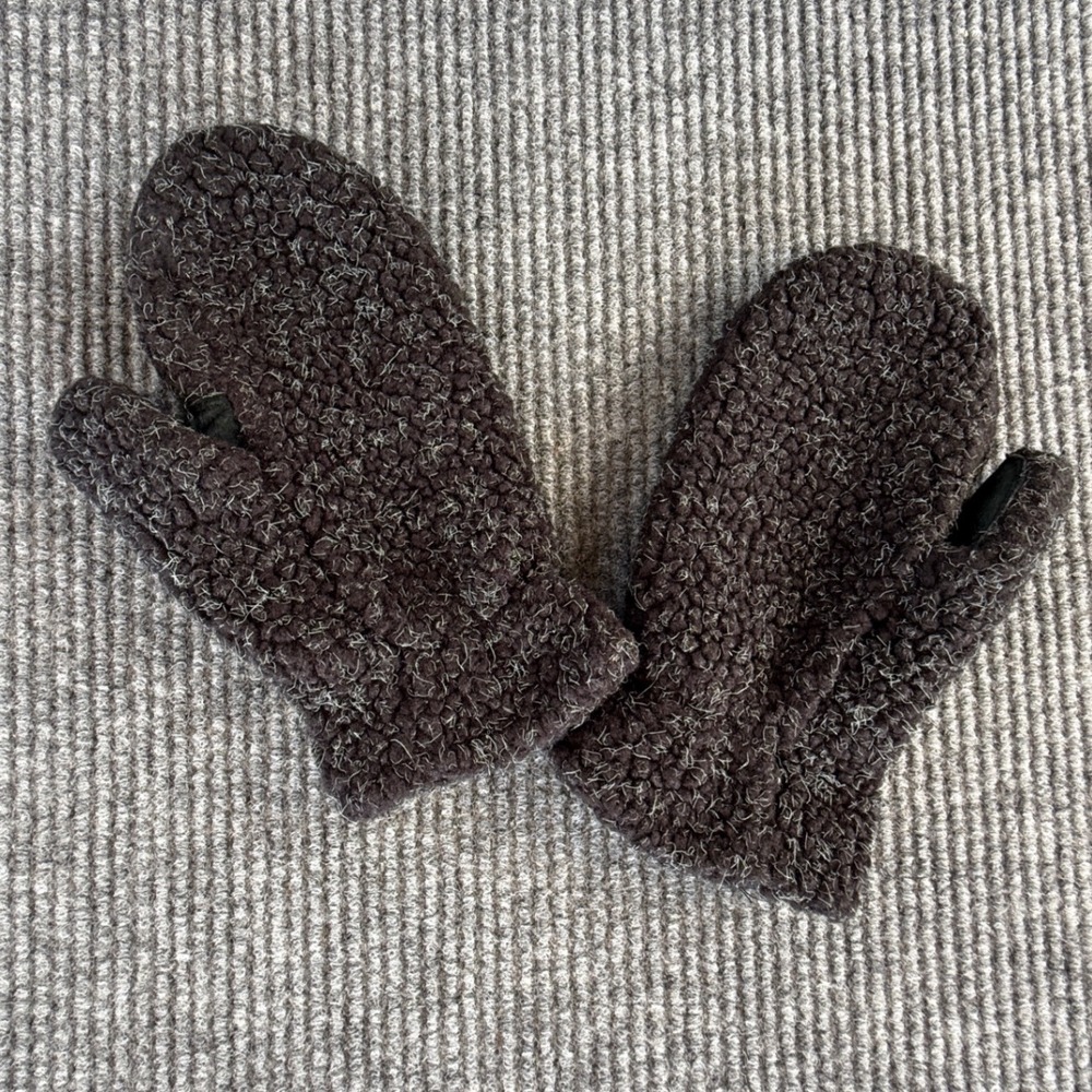 GH Bass Women Brown Sherpa Fleece Mittens Suede Palm Patch Winter Gloves M